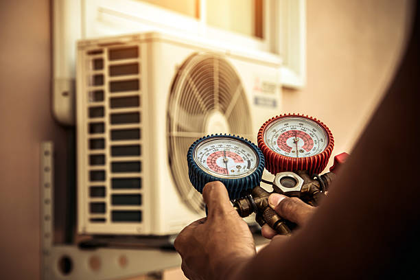 Professional Hvac technician working in White Hall, IL